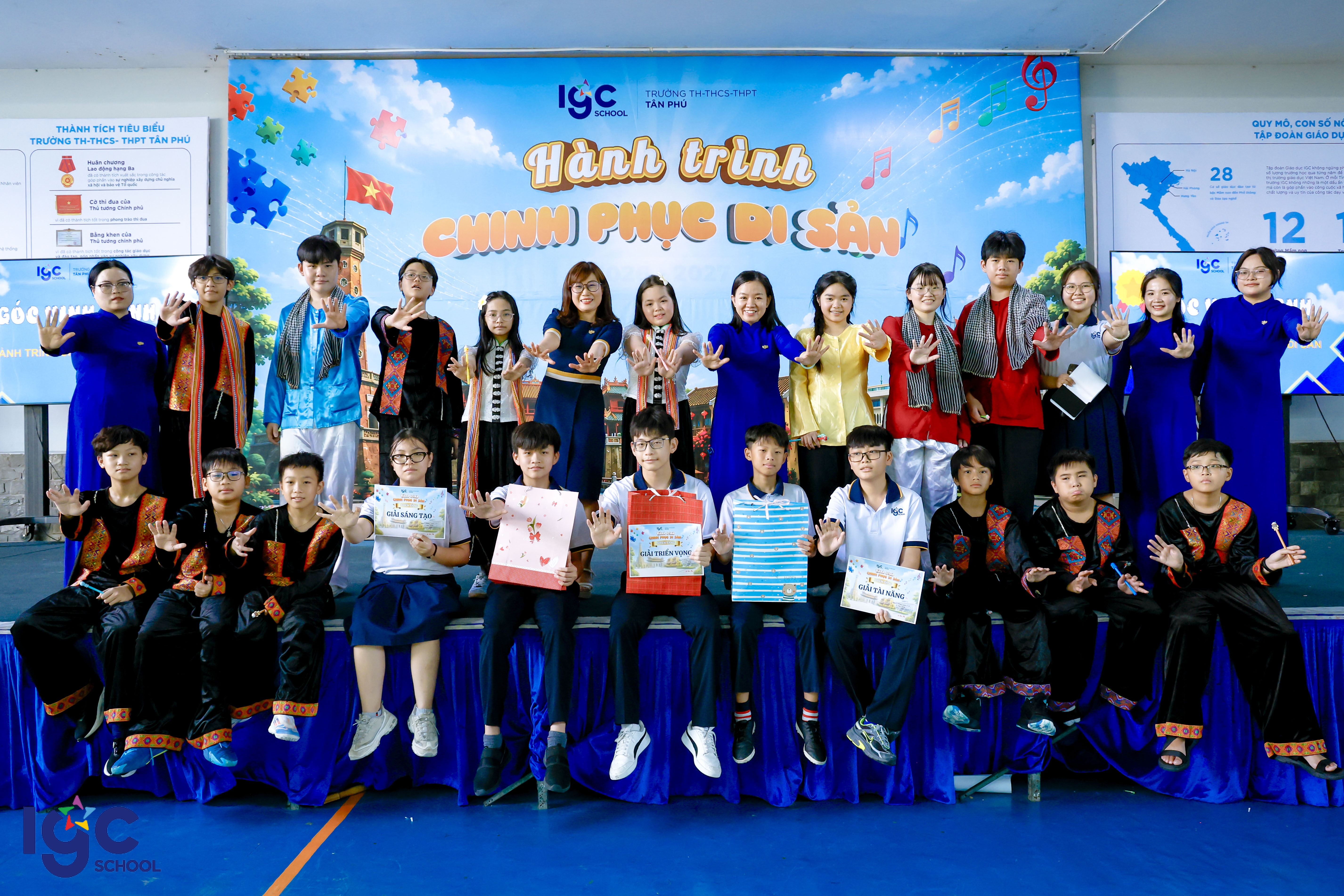Học sinh Tân Phú khám phá di sản - Giữ gìn giá trị văn hóa dân tộc