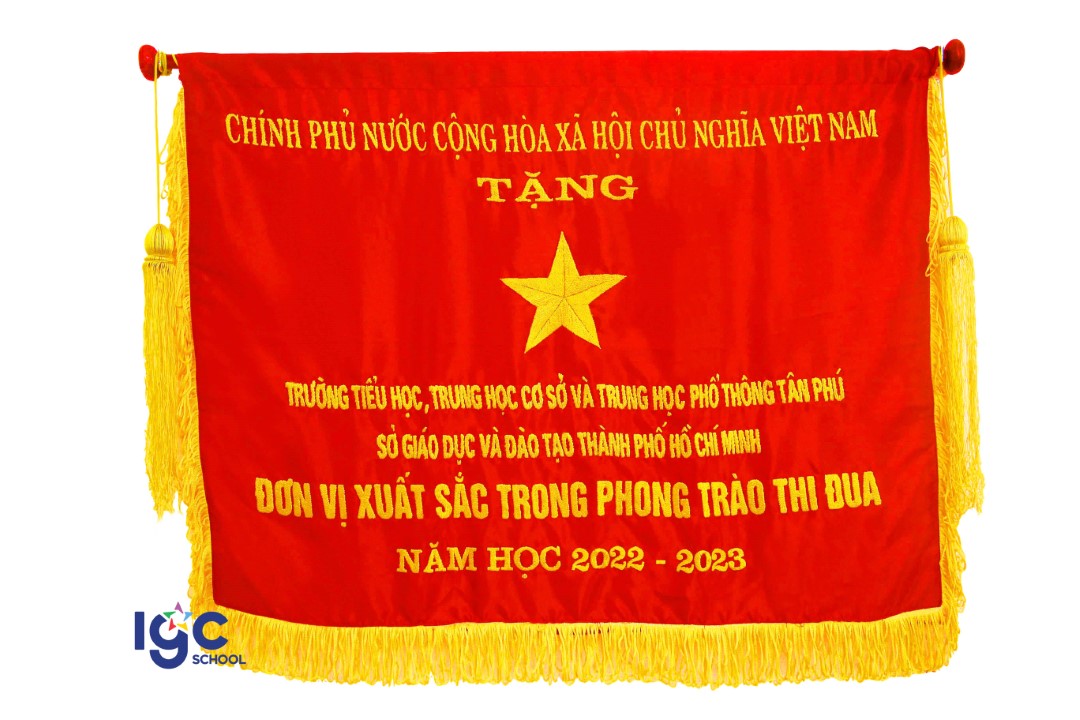 TRƯỜNG TH-THCS-THPT Tân Phú Lần Thứ 2 Nhận Cờ Thi Đua Của Chính Phủ