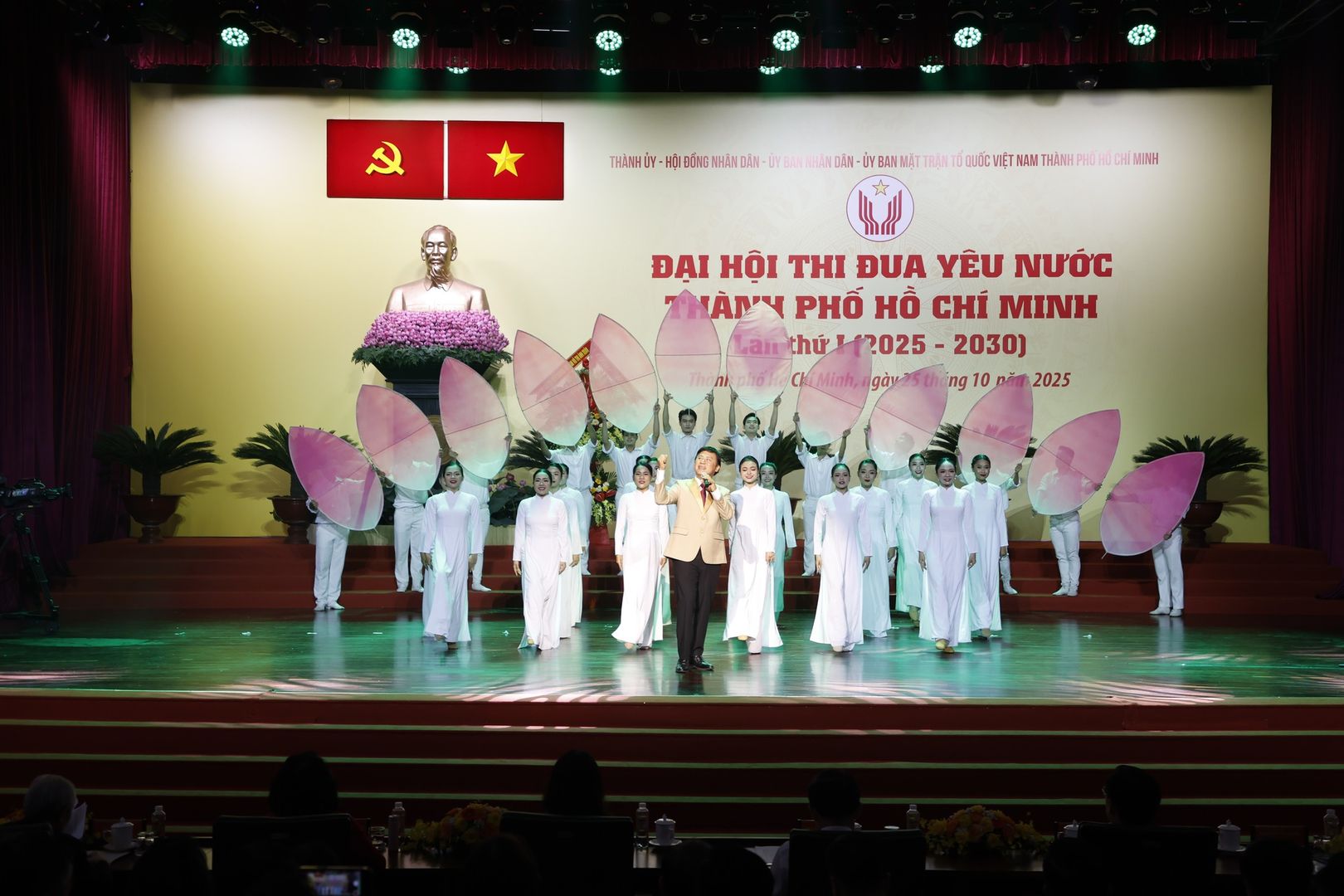 Nhấn vào ảnh để phóng to